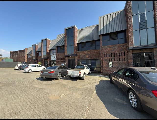 479M² WAREHOUSE TO LET IN ISANDO